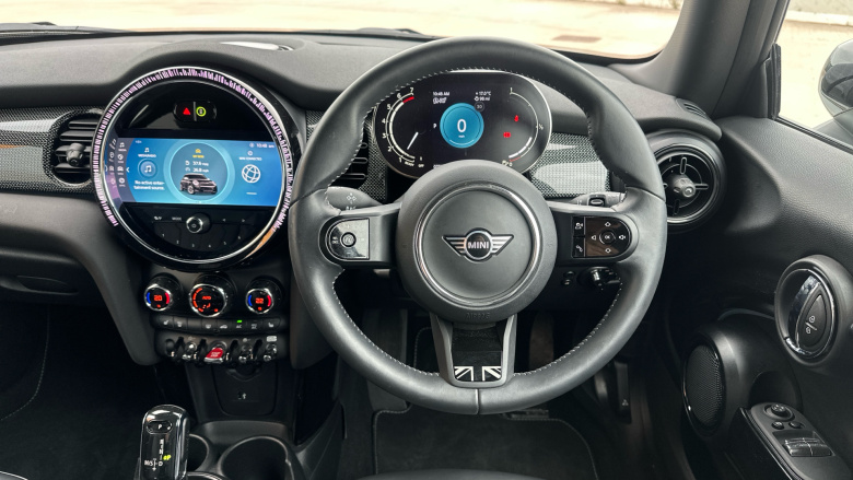 MINI Hatchback 1.5 Cooper Exclusive Premium 3dr Petrol Hatchback